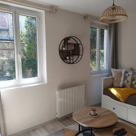 Cosy Hypercentre Apartment *